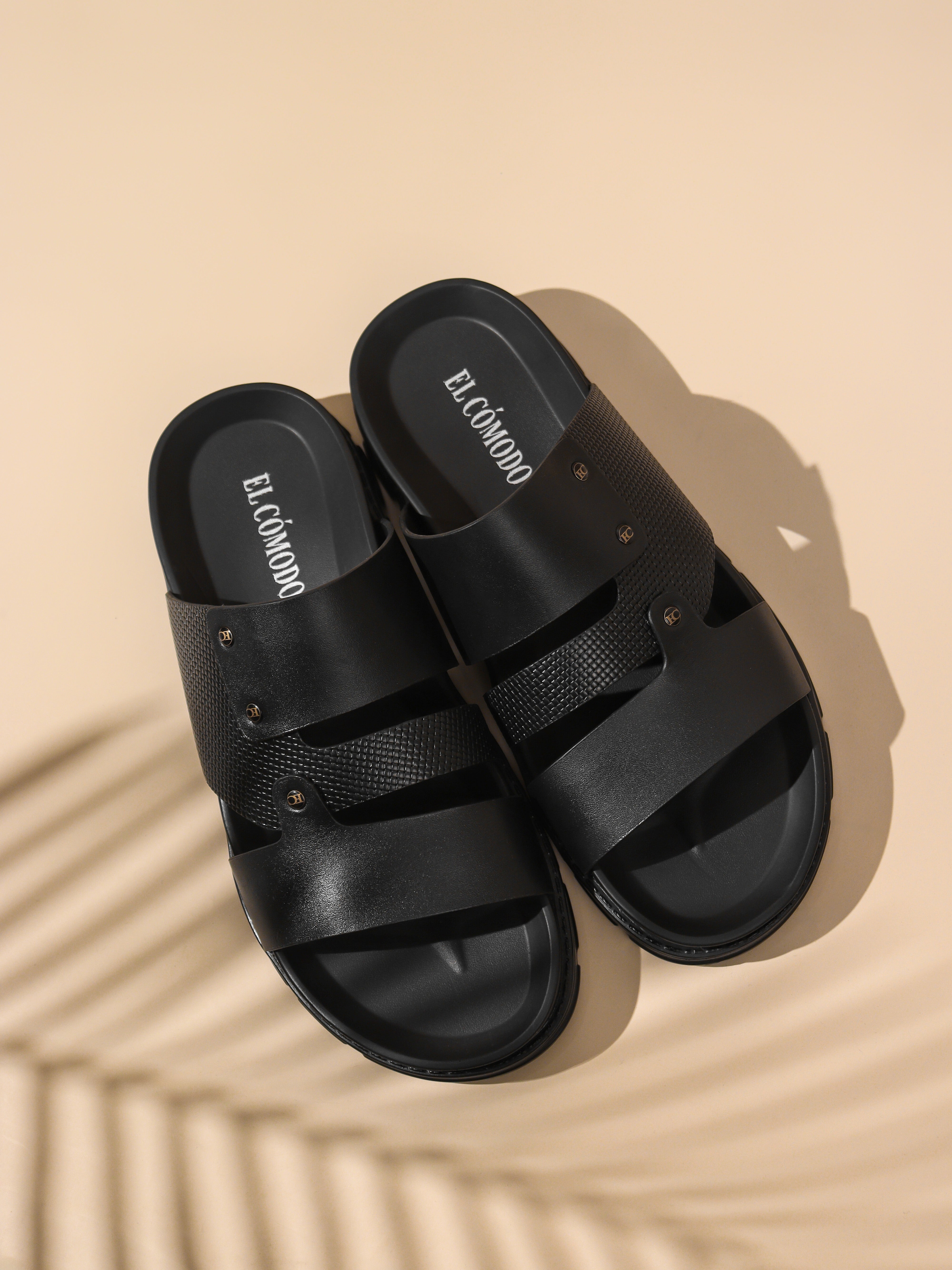 Men's Textured Three Strap Slippers: Black