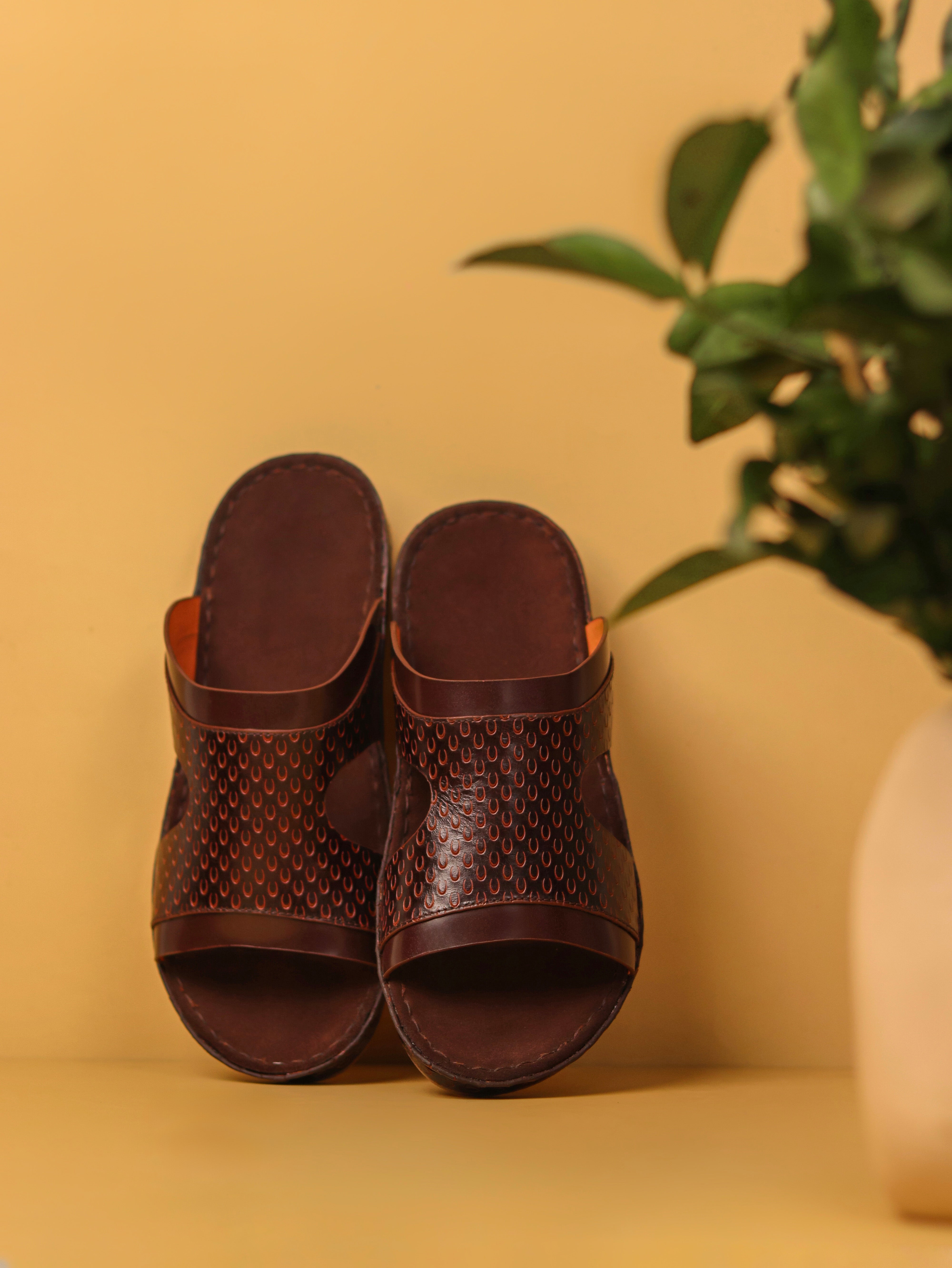 Men's Slides: Dark Brown