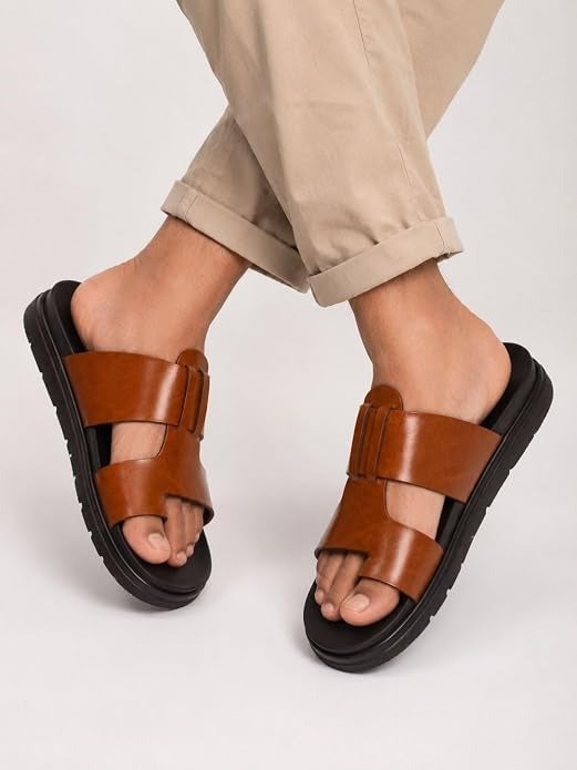 Men's Contemporary Leather Toe-Ring Slides - Tan