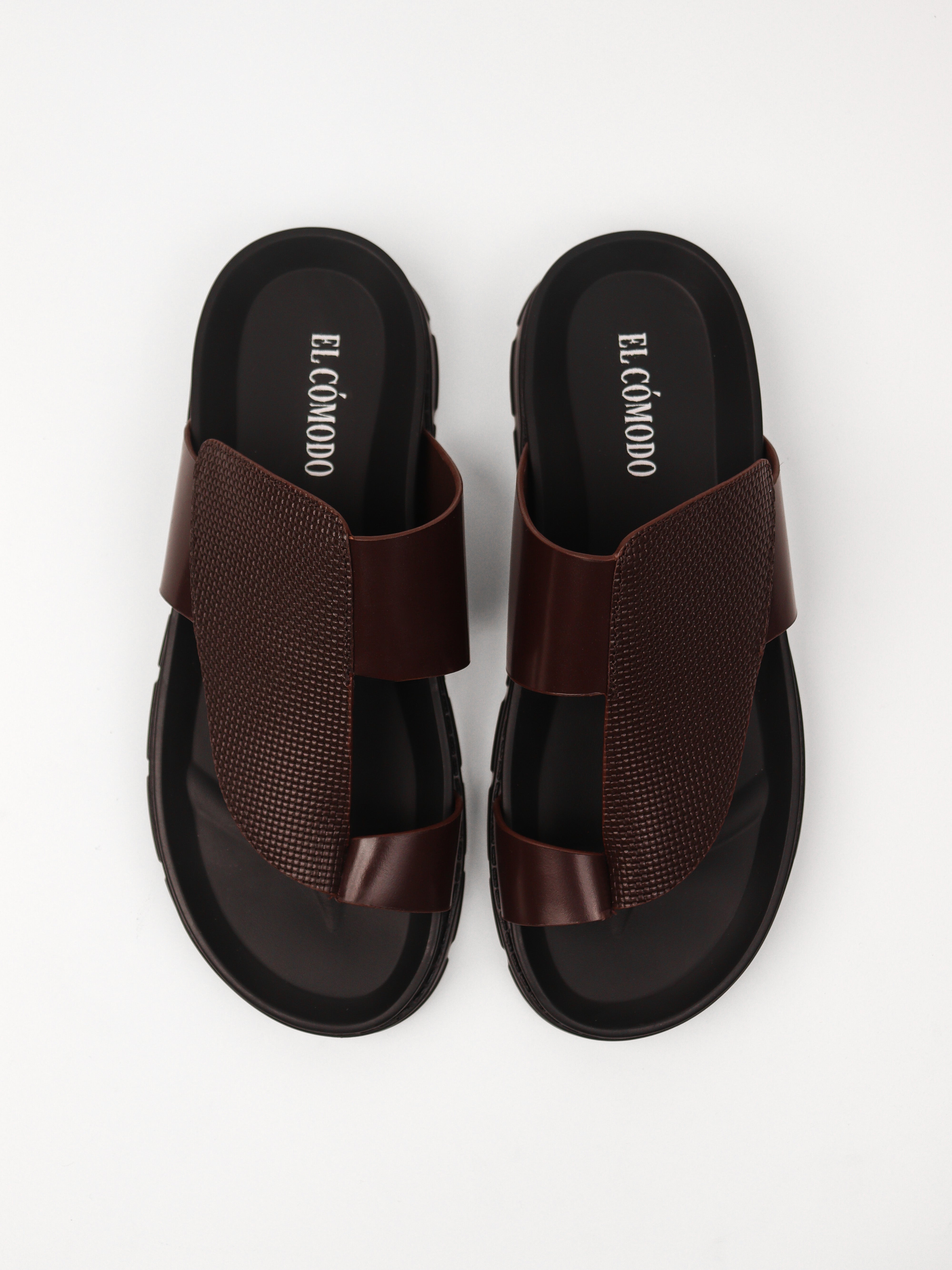 Men's Textured Toe Ring Slippers: Dark Brown