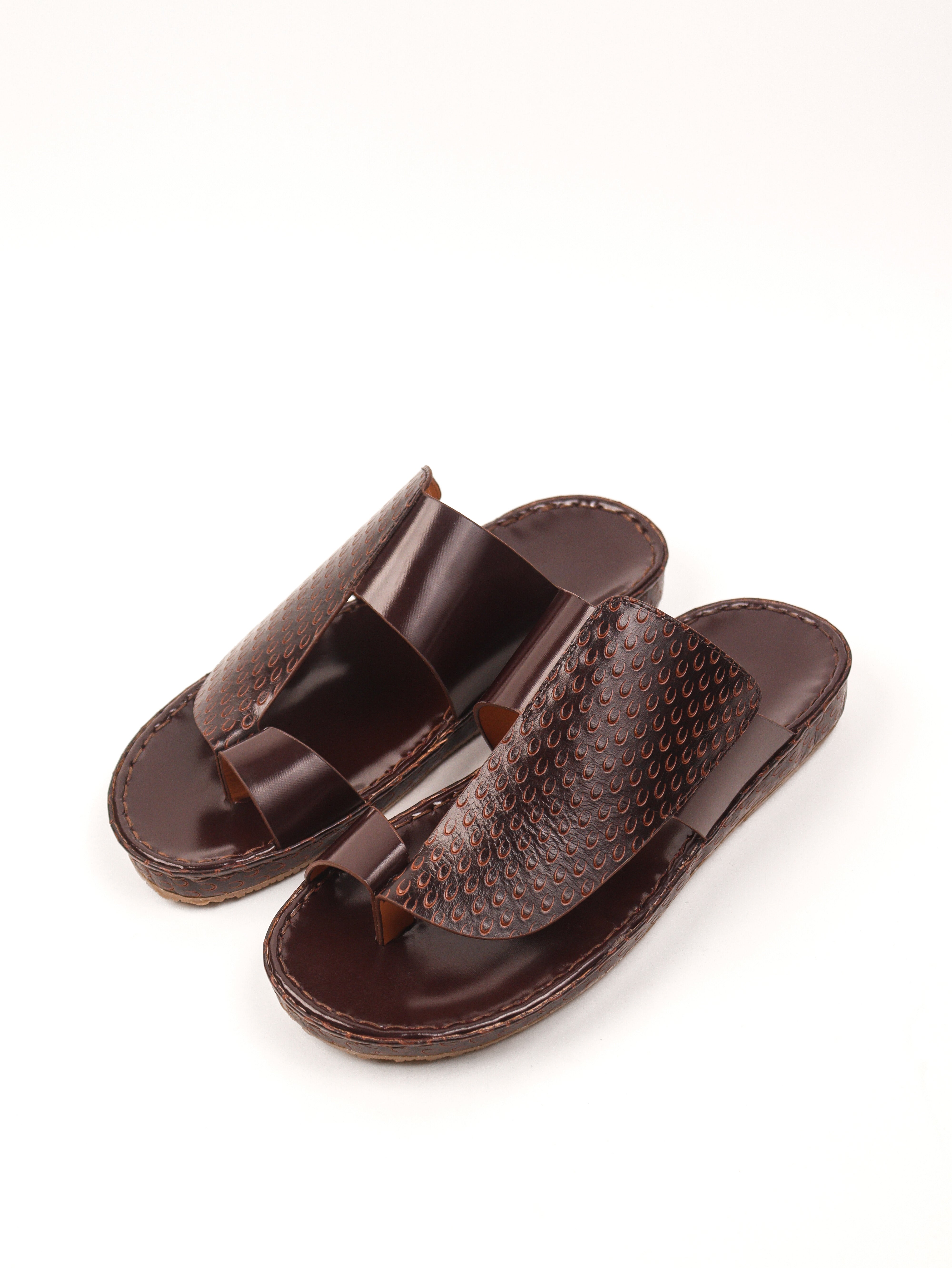 Men's Slip On Arabic Leather Slippers: Dark Brown